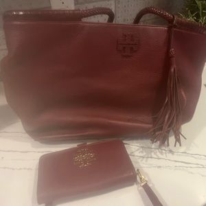 Burgundy Tory Burch purse and wallet